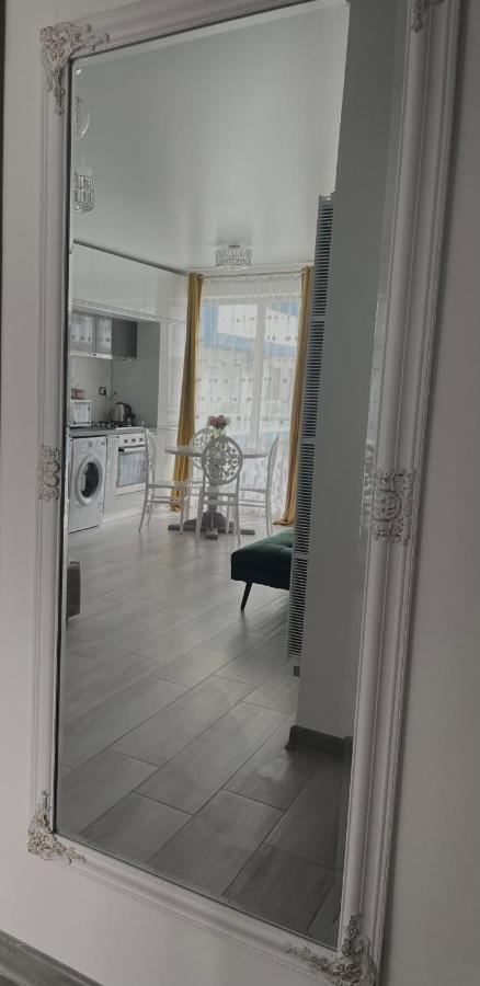 Ferienwohnung Dominic 2 Beds 1 Sofa Parking Pool Apartament By Alezzi Nord10 Năvodari Exterior foto